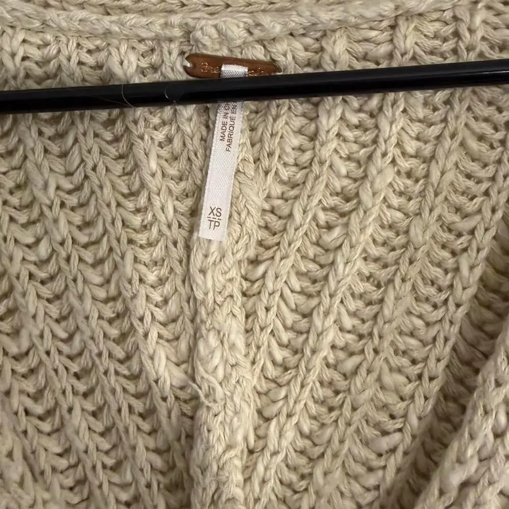 Free People Cream Oversized Cotton Knit Sweater Size XS